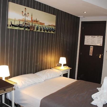 Bcn Condal Hostal Barcelona Zewnętrze zdjęcie
