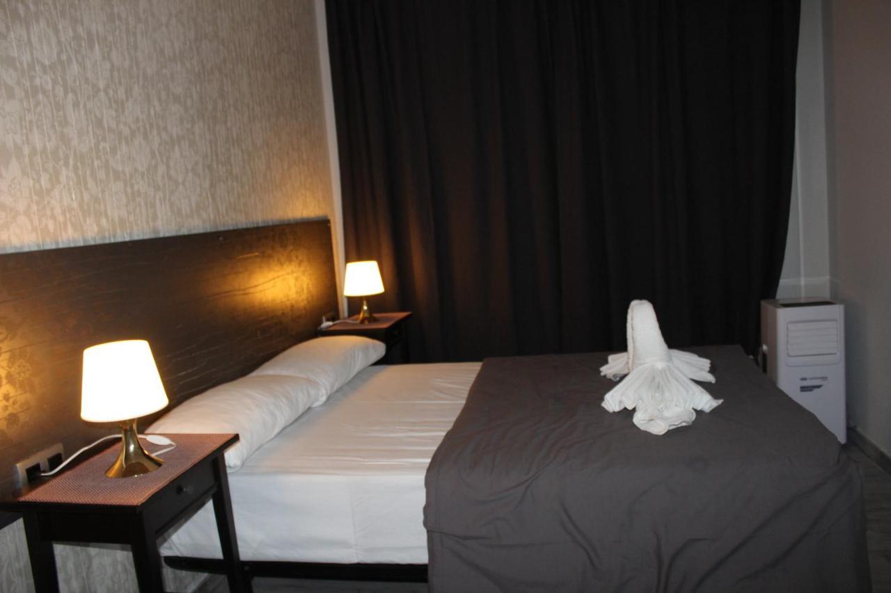 Bcn Condal Hostal Barcelona Zewnętrze zdjęcie